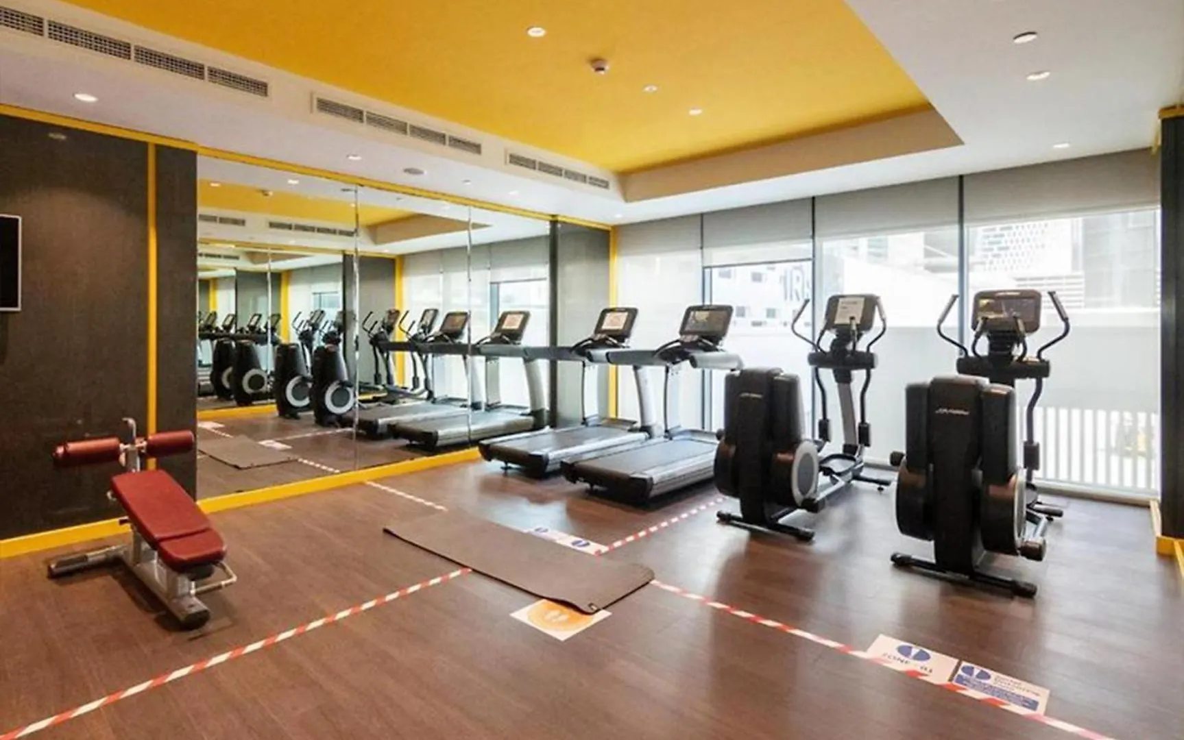 Livbnb Suites - Bright 1 Bedroom Suite In Merano Tower Dubai 0*,  United Arab Emirates