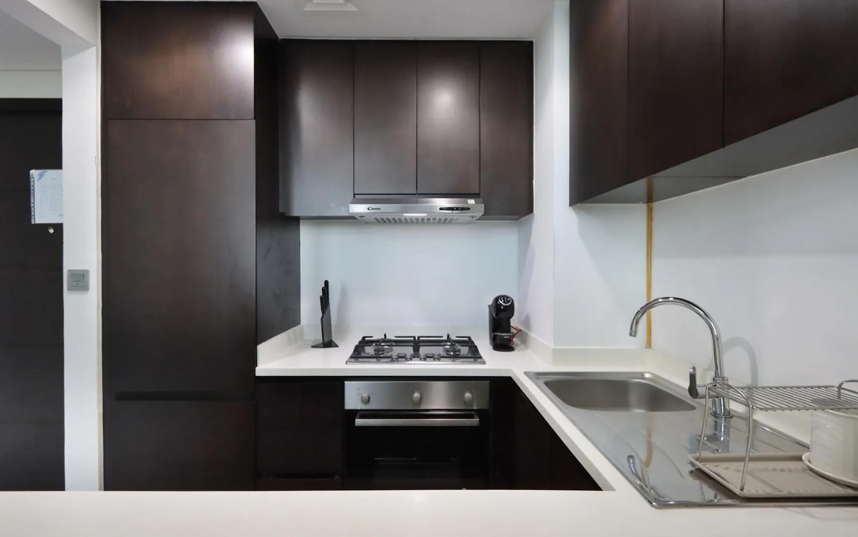 Apartment Livbnb Suites - Bright 1 Bedroom Suite In Merano Tower Dubai