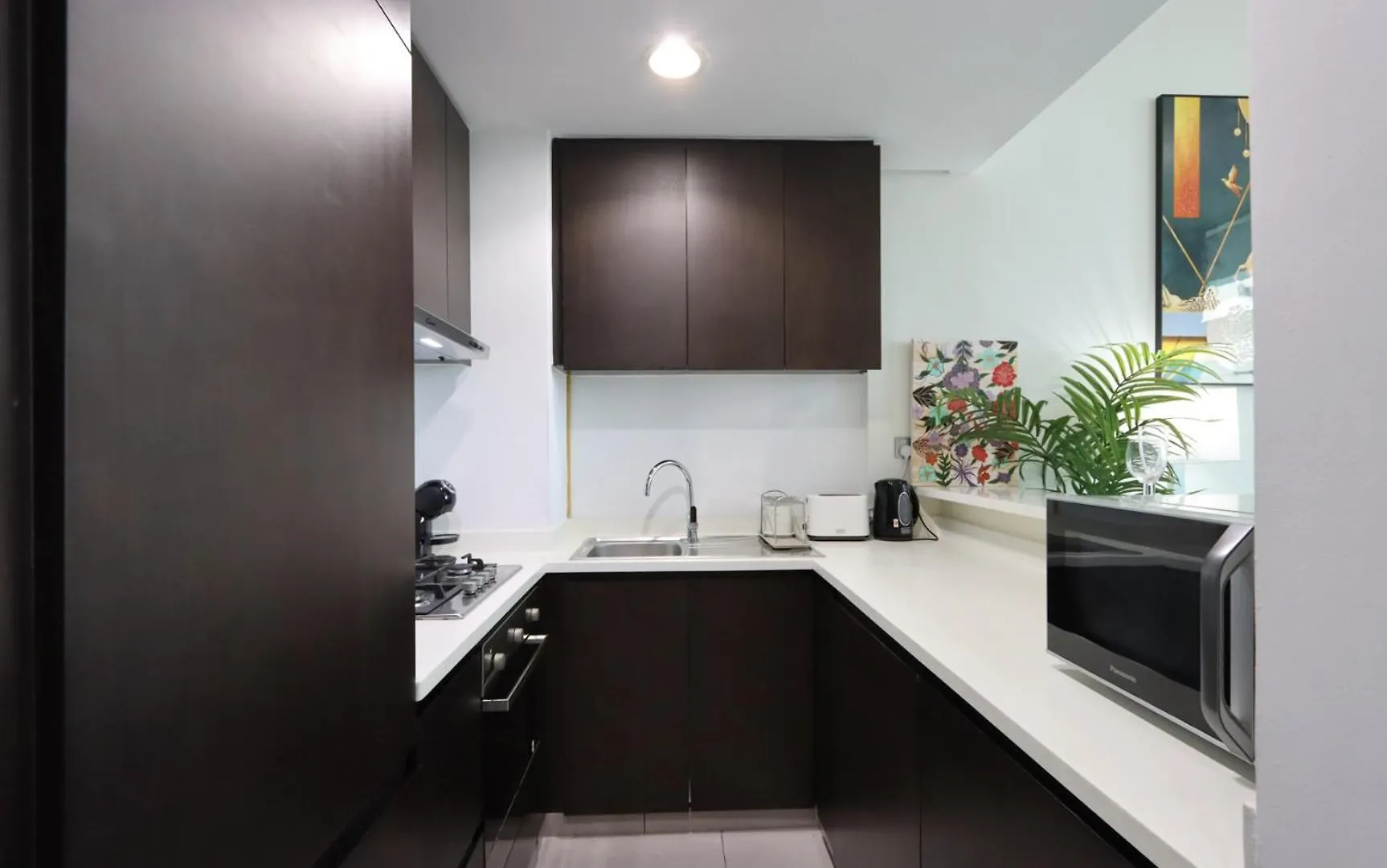 Apartment Livbnb Suites - Bright 1 Bedroom Suite In Merano Tower Dubai