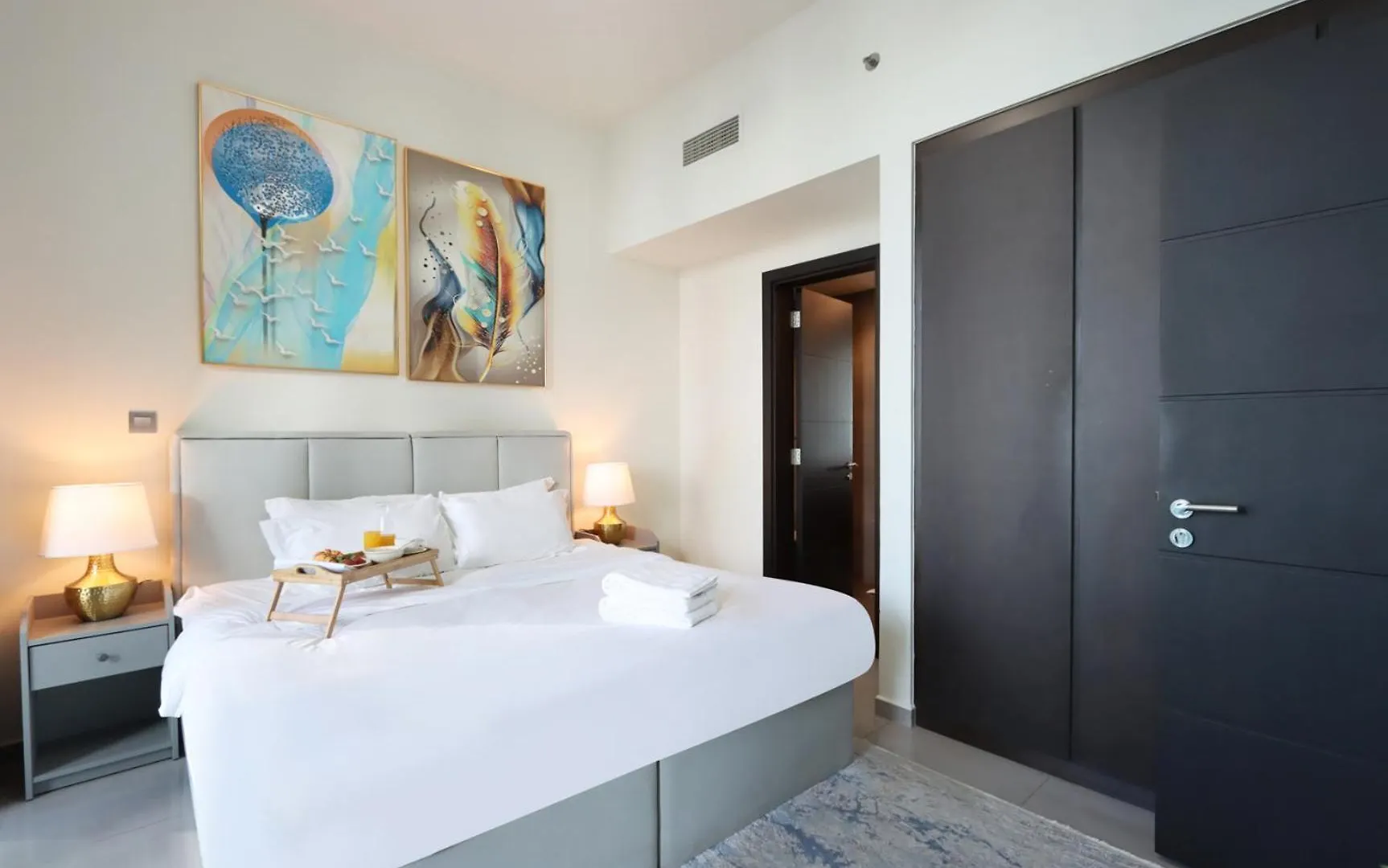 Livbnb Suites - Bright 1 Bedroom Suite In Merano Tower Dubai 0*,  United Arab Emirates