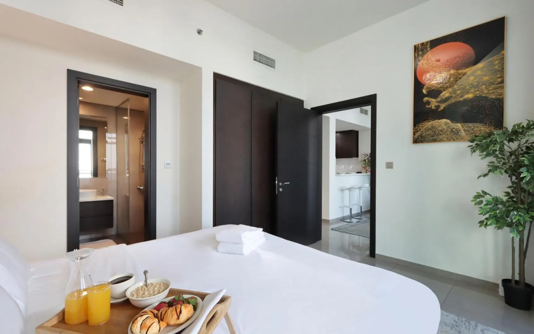 Livbnb Suites - Bright 1 Bedroom Suite In Merano Tower Dubai